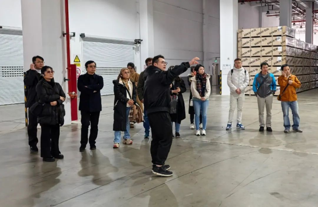 台湾客户来访，〈哪吒 2〉助力，共鉴原创辉煌